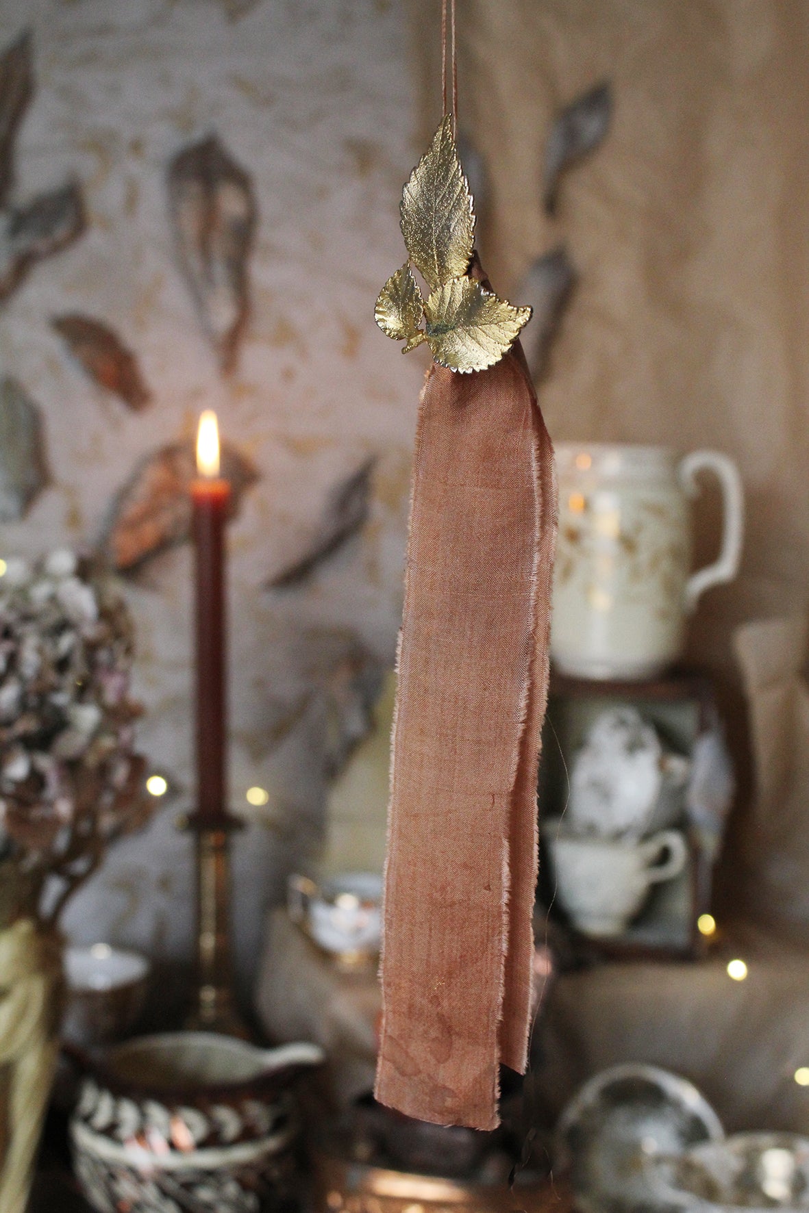 Armoire Brooch Decoration - Winter's Sun - 3
