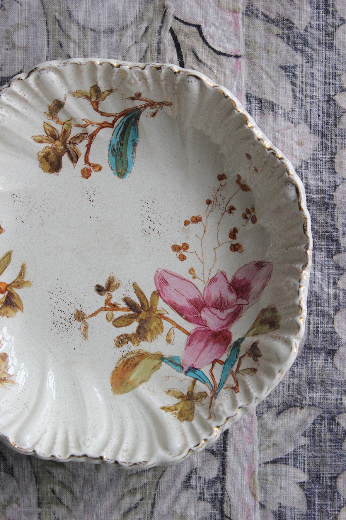 Old Bon Bon Dish