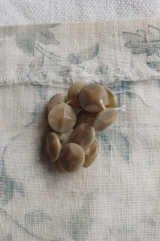 Carved Rope Design Glass Buttons