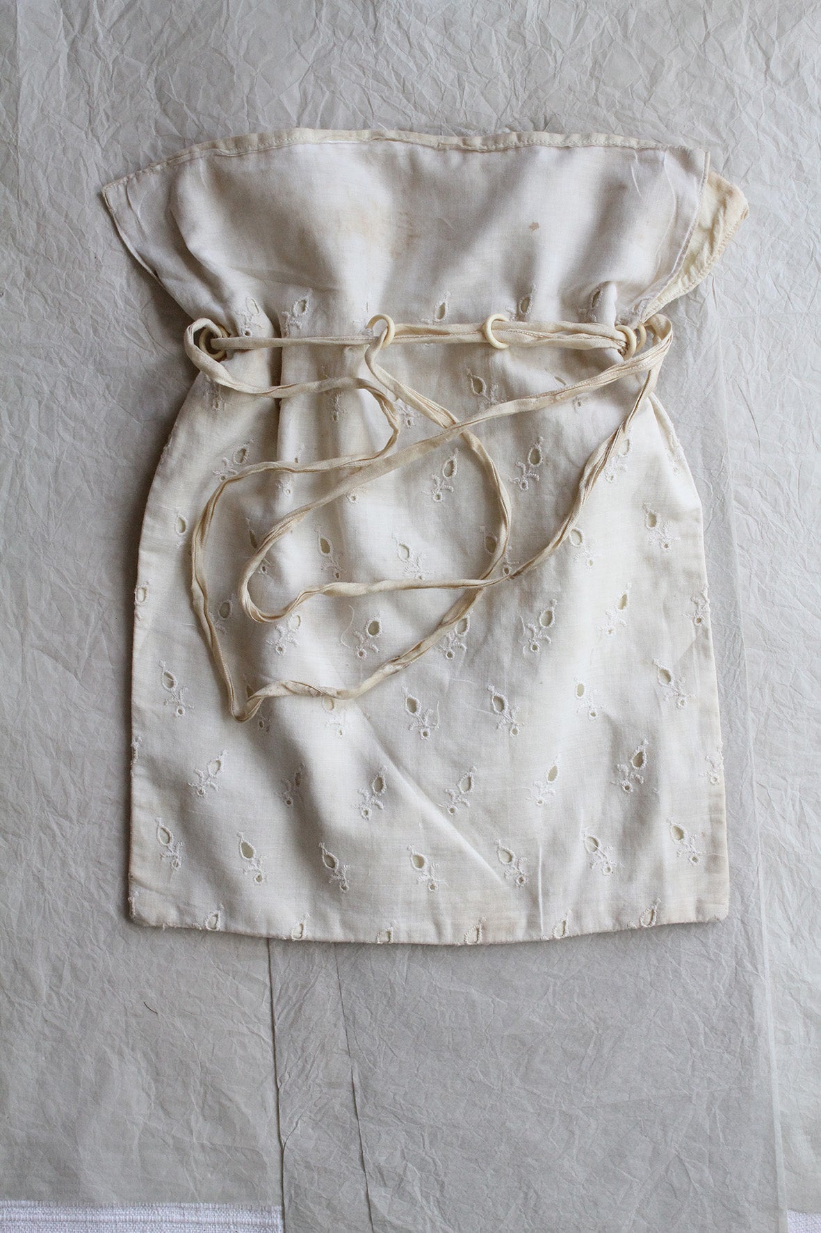 Old Anglaise Draw Bag