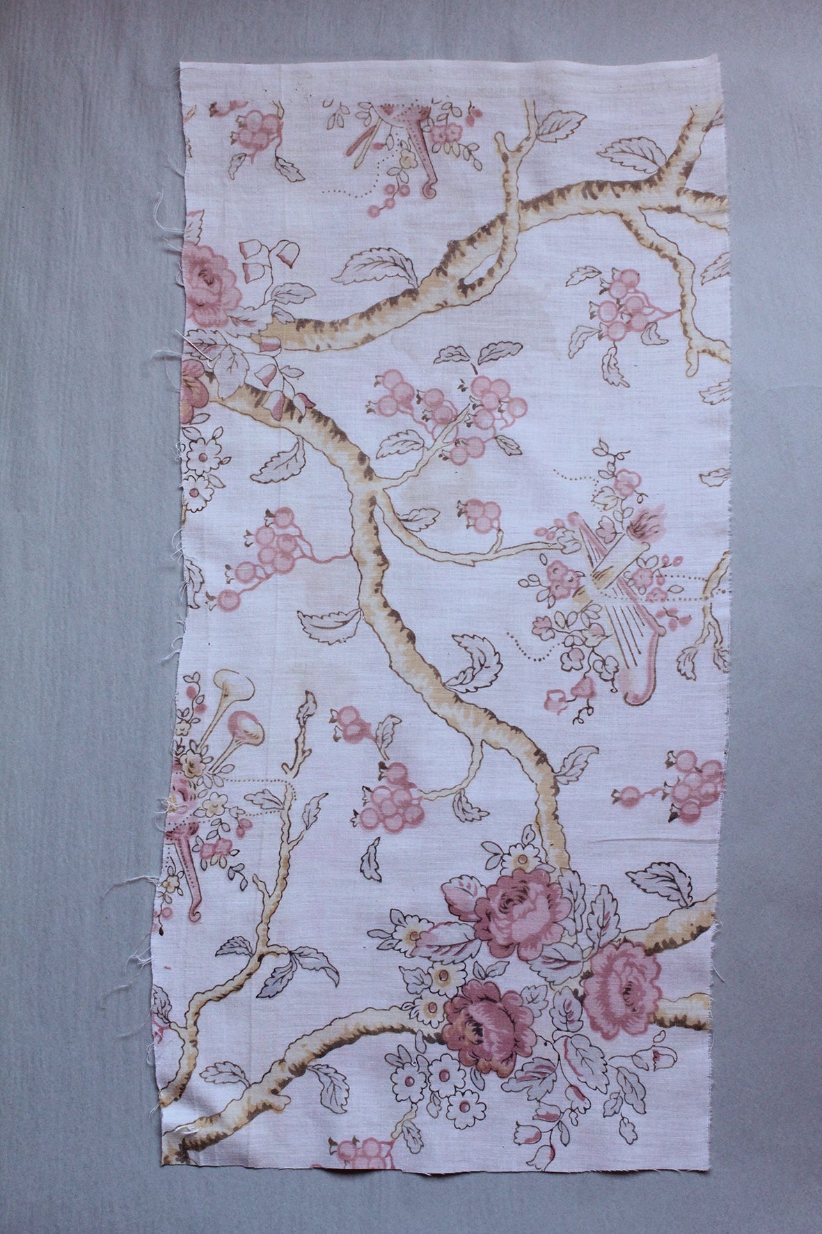 Antique French Cotton - Fragment 74