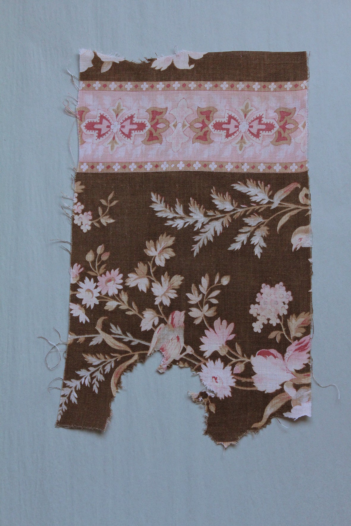 Antique French Cotton - Fragment 26