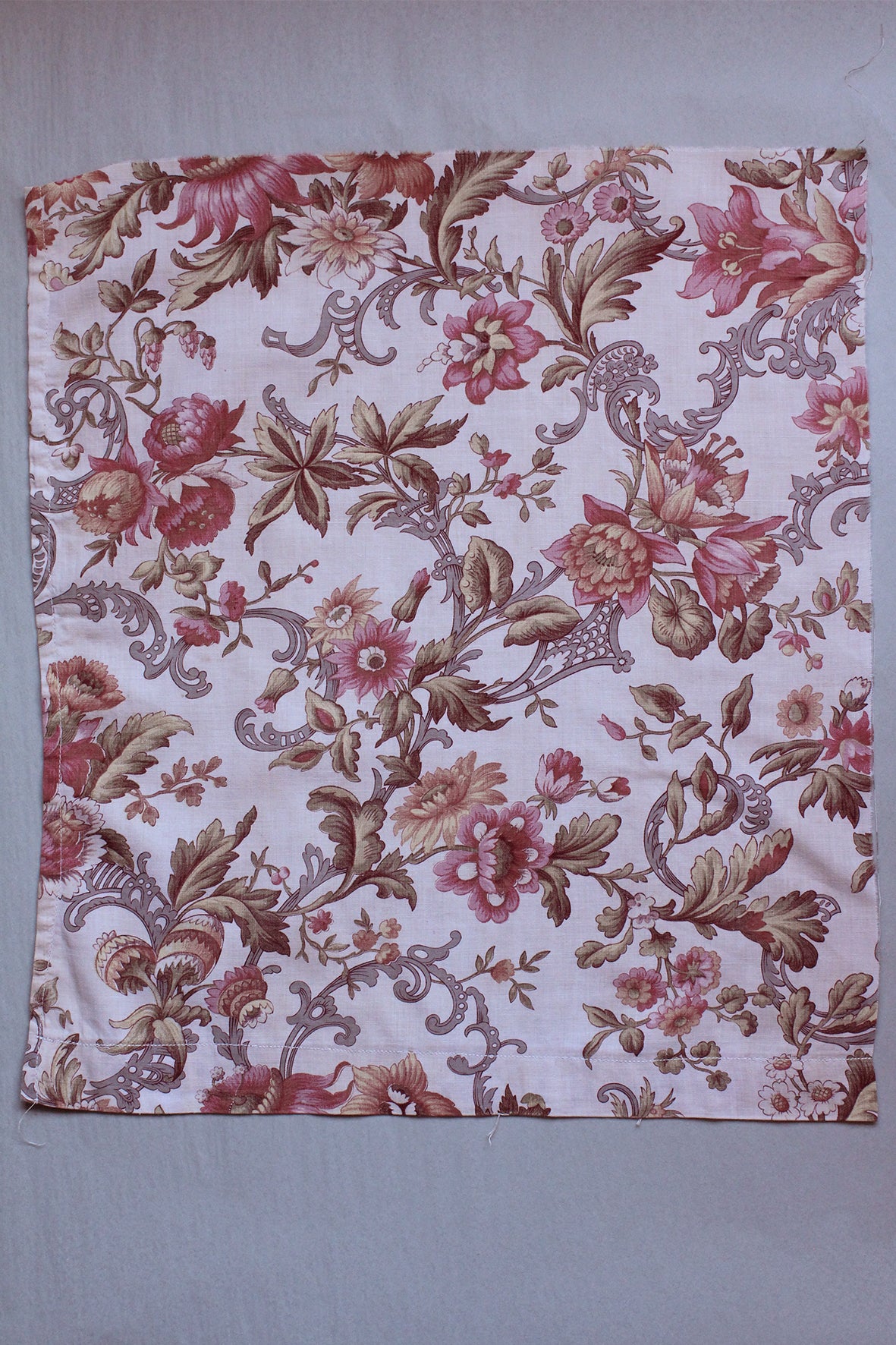 Antique French Cotton - Fragment 97