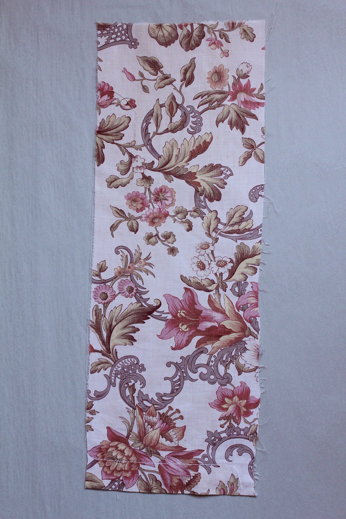 Antique French Cotton - Fragment 43