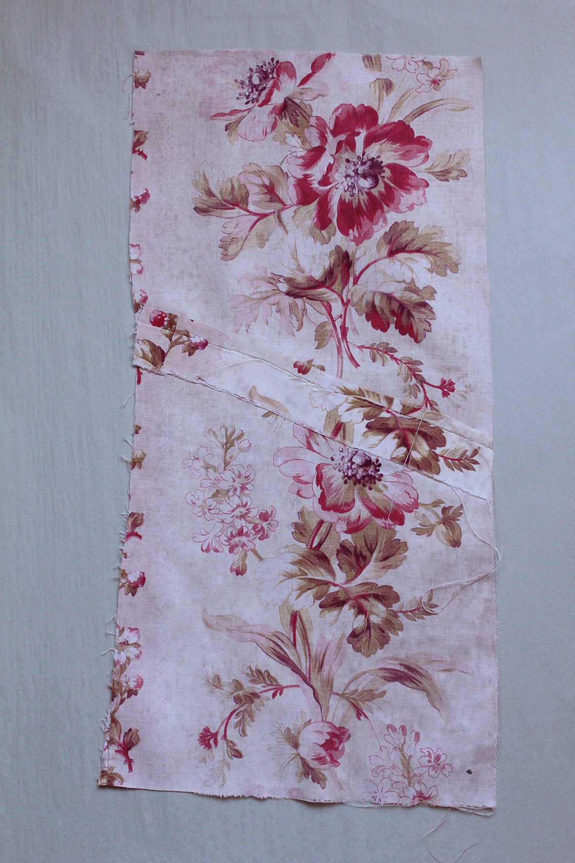 Antique French Cotton - Fragment 42