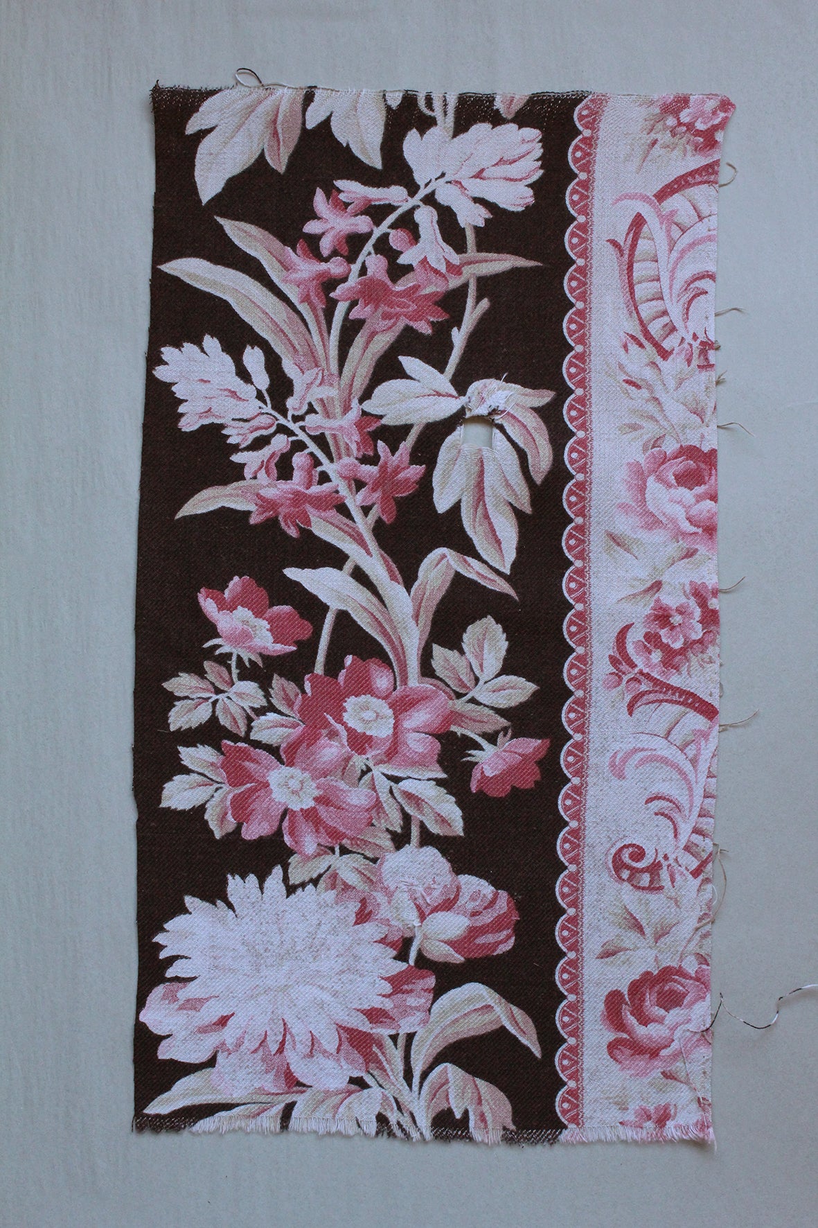 Antique French Cotton - Fragment 39