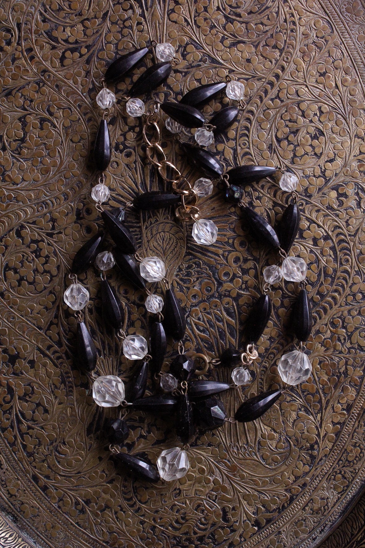 Old Necklace/Garland Wreath Decoration - The Resting Hour - 6