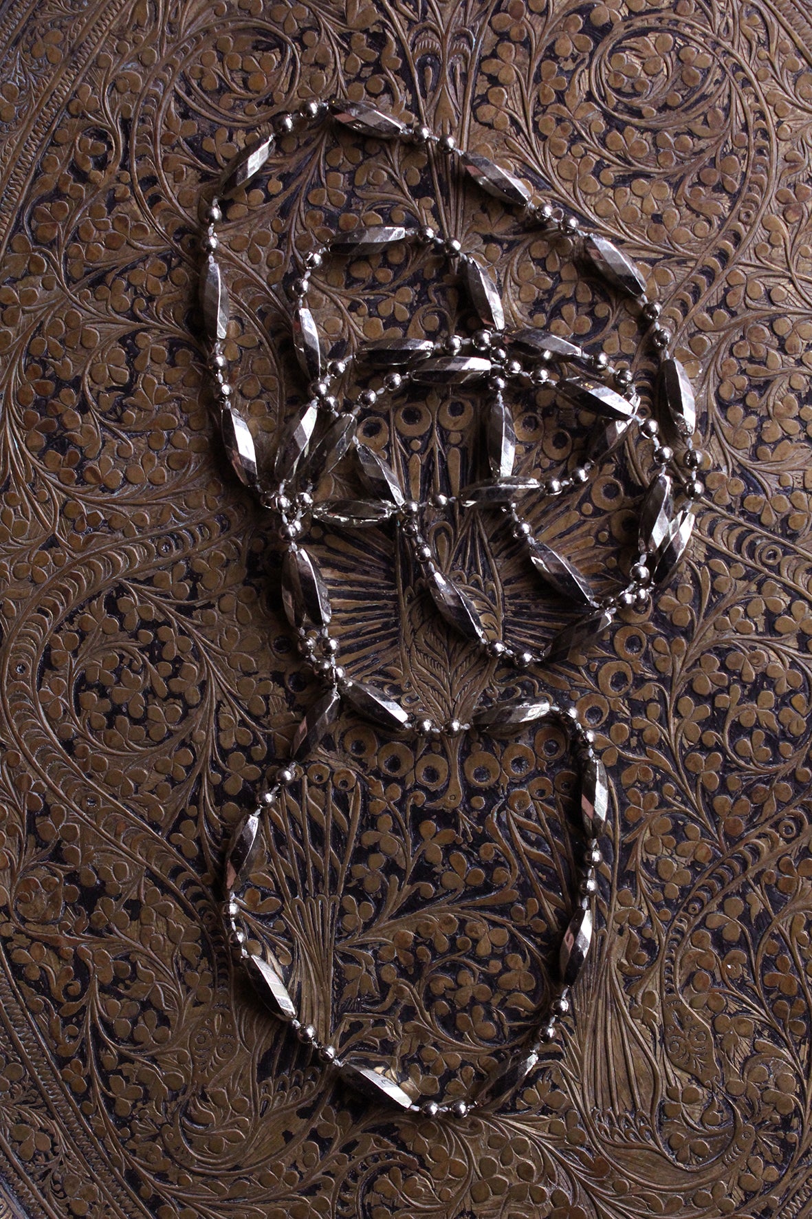 Old Necklace/Garland Wreath Decoration - The Resting Hour - 5