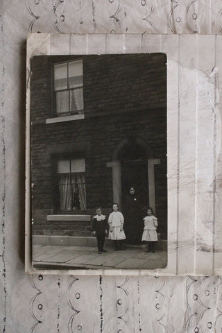 Old Photograph Postcard - Twenties/Thirties Family Portrait