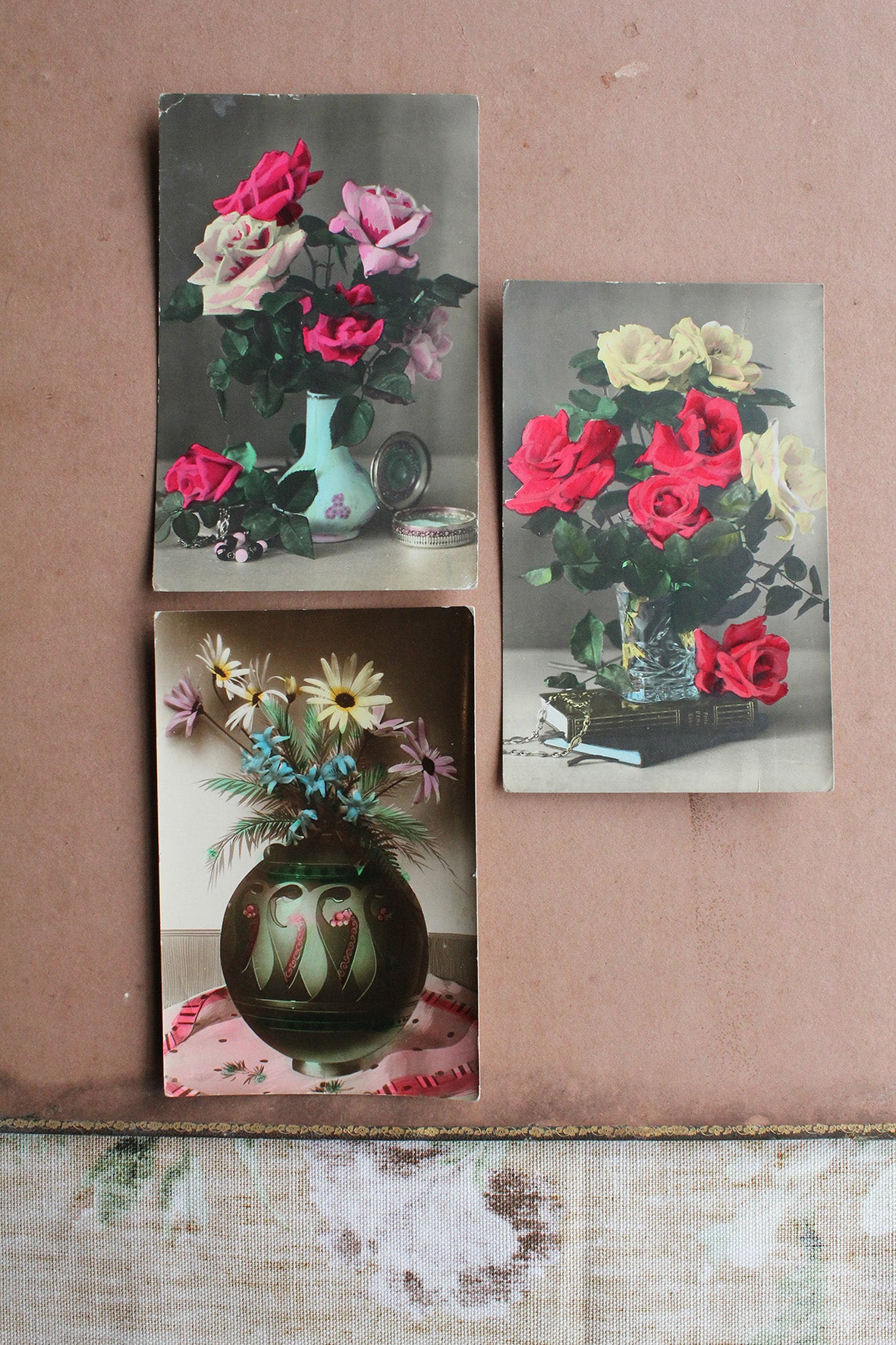 Old Collectable Postcards - Thirties Trio