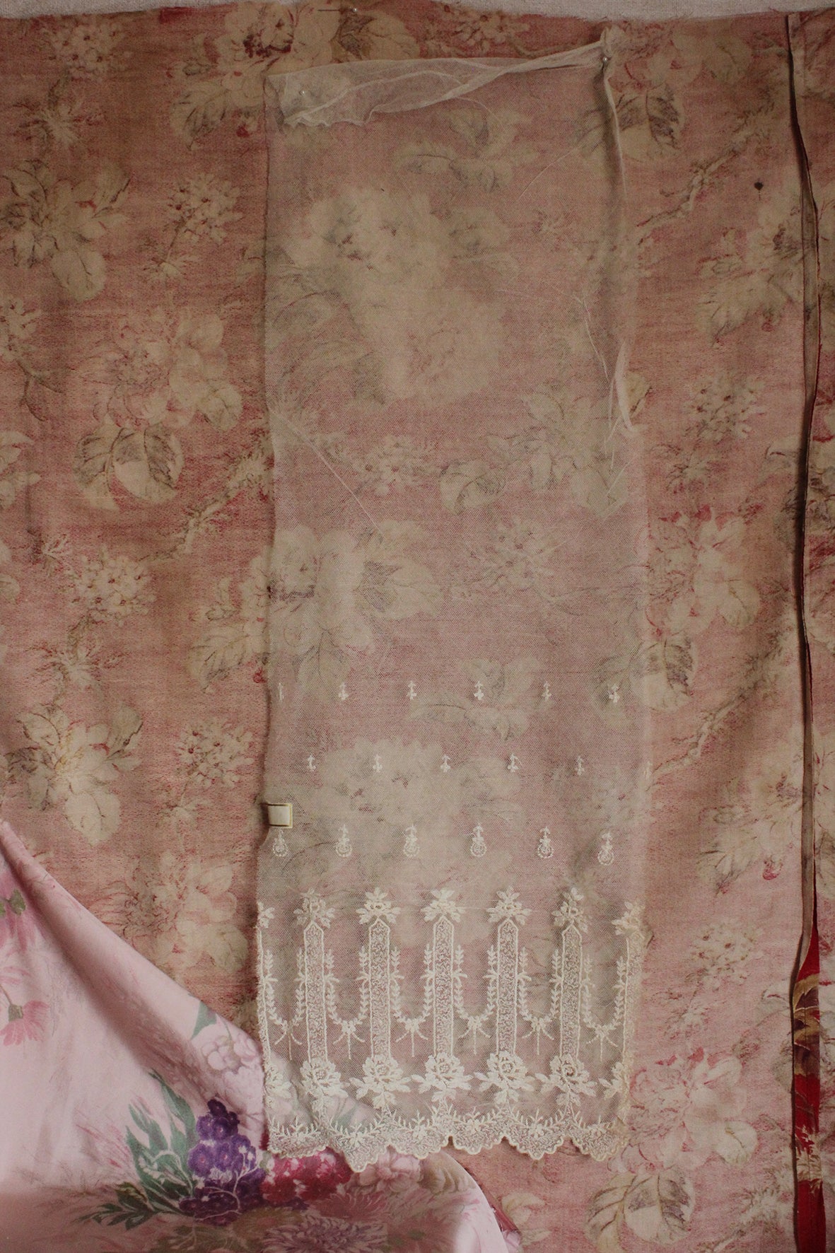 Old Delicate Fine Lace Shop Sample Panel (no.1)