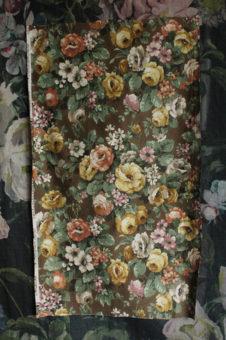 Vintage Time Softened Linen - Stylised Jacobean Florals