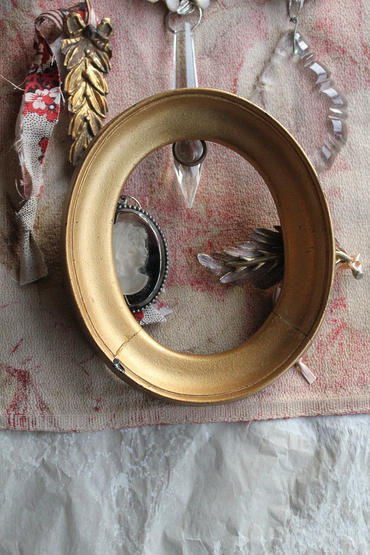 Old Small Oval Frame