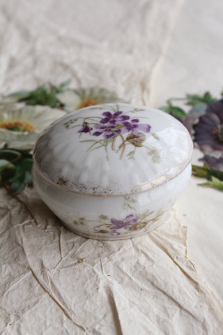 Sweet Old Ridgeway Floral Tea Cup