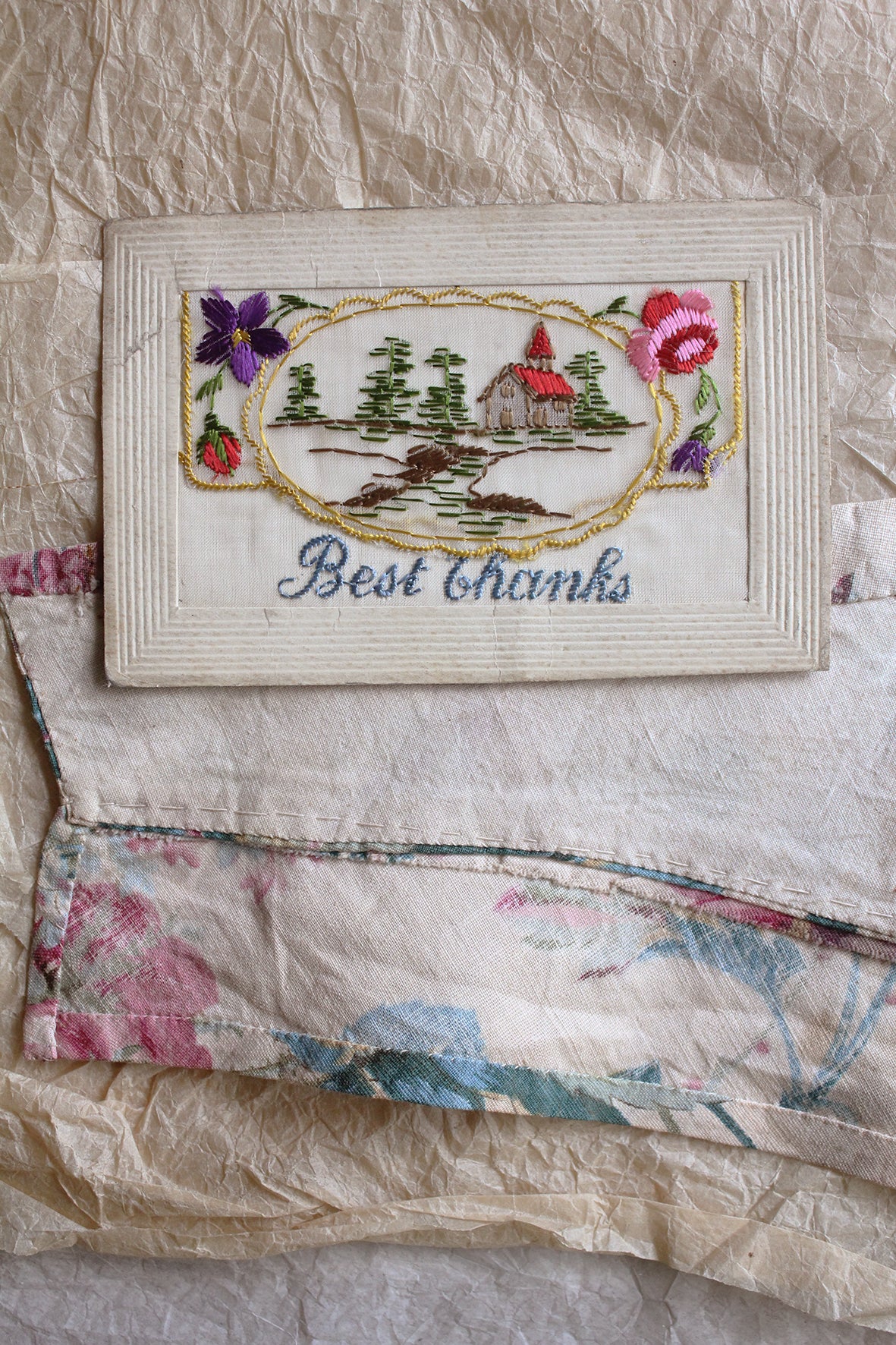 Old WW1 Embroidered Postcard - 29