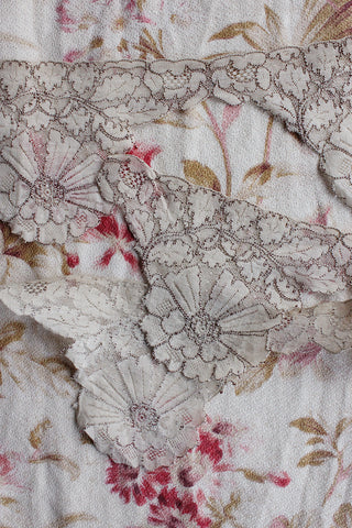 Old Cotton Lawn And Lace Insert Panel - Love Hearts