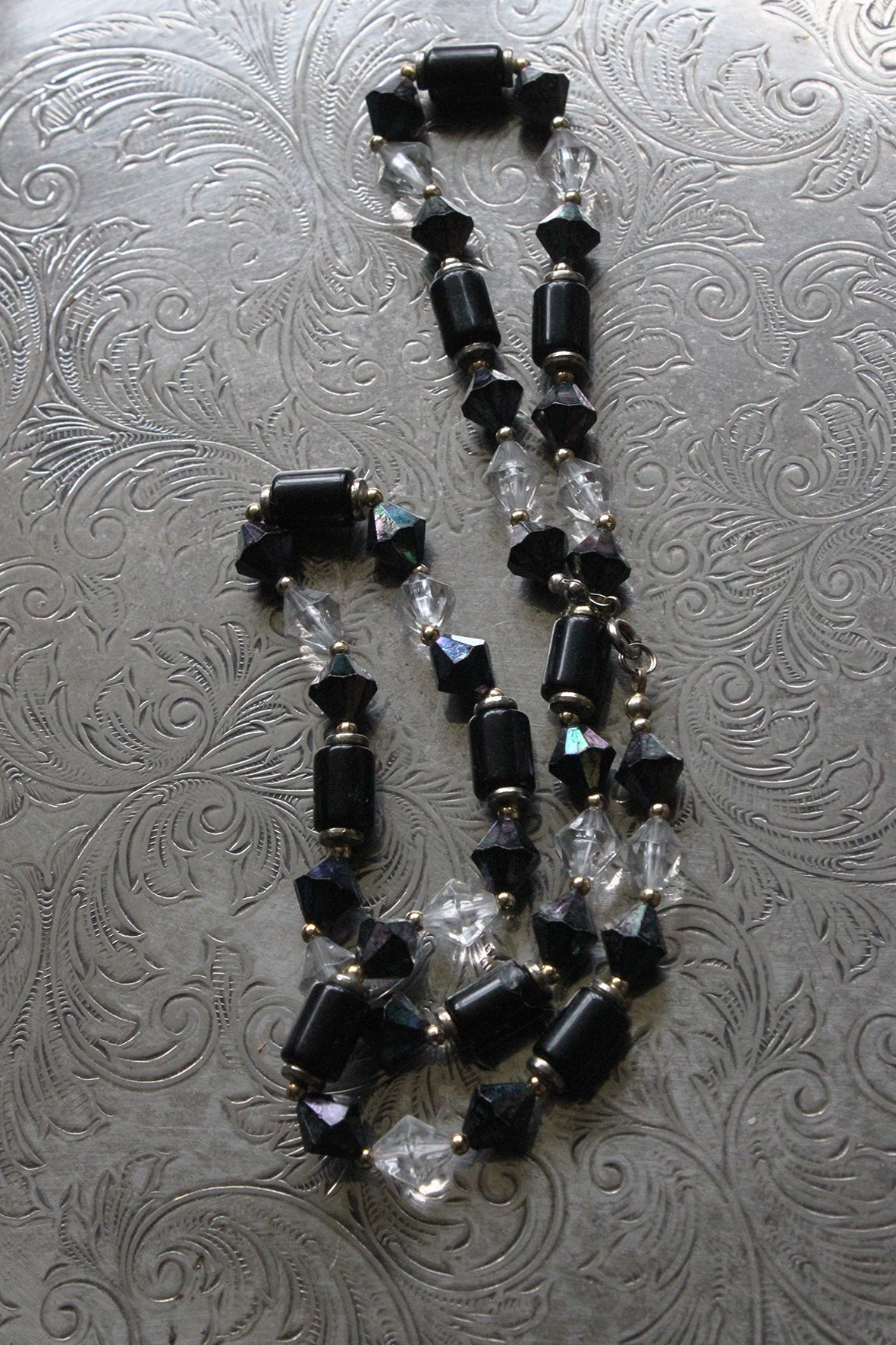 Vintage Jewellery - Patina - Length B