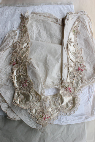 Exquisite Old Embroidered Large Bridal Gown Decorative - Silk (1)