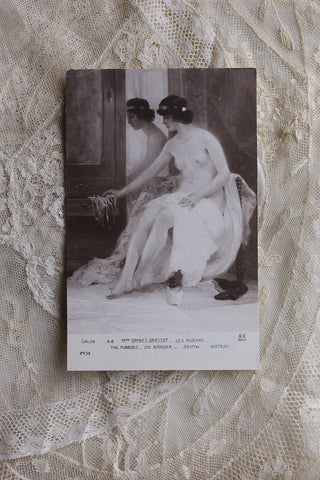 Salon de Paris - No.51 - The Ribbons