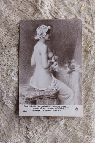Salon de Paris - No.55 - Summer Attire