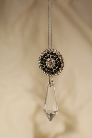 Armoire Brooch Decoration - Ethereal Light - 1