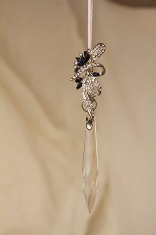 Armoire Brooch & Chandelier Drop Decoration - Ethereal 8