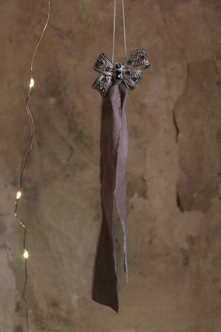 Armoire Brooch Decoration - Patina - 1