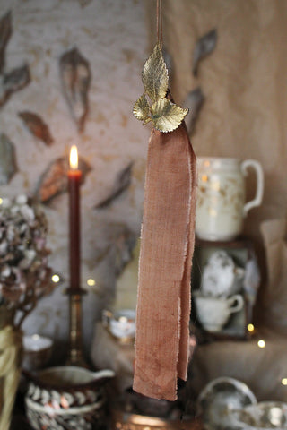 Armoire Brooch Decoration - Winter's Sun - 3