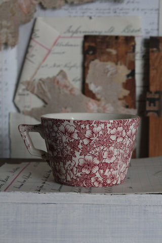 Sweet Arts and Crafts Calico Floral Cup