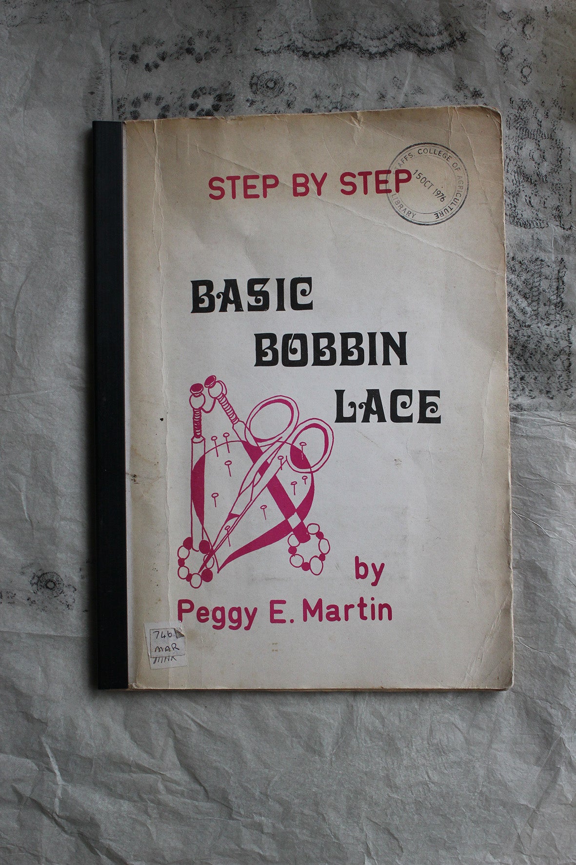 Vintage Handbook - Basic Bobbin Lace