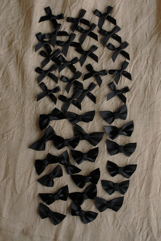 Vintage Black Miniature Bows
