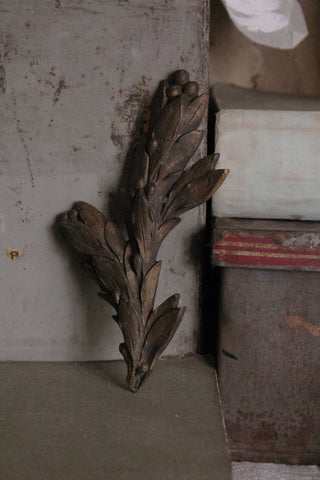Old Brass Ornament - Leaves and Berries