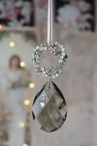 Armoire Brooch & Chandelier Drop Decoration - Sentiment - 6