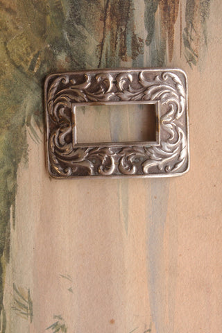 Detailed Buckle Frame