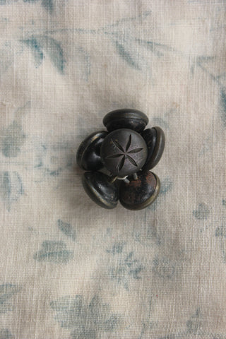 Star Anise Stylised Buttons