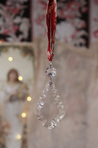 Chandelier Drop Decoration - Sentiment - 1