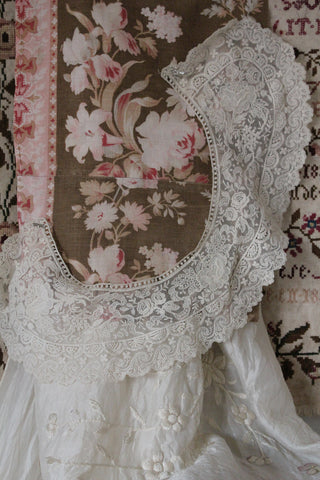 Antique Decorative Dress Collar