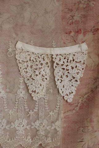 Old Lace Collar