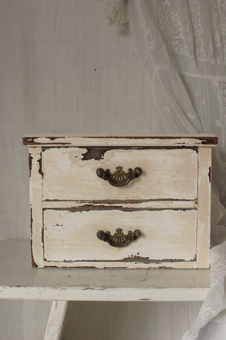 An Old Chippy Set of Drawers - Set 1