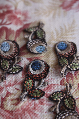 Stitched Floral Deco Decoratives