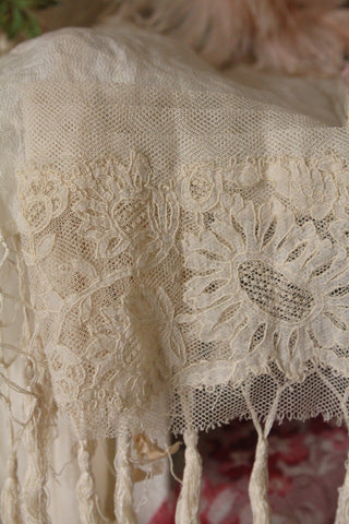 Beautiful Reclaimed Fine Applique Lace Sample