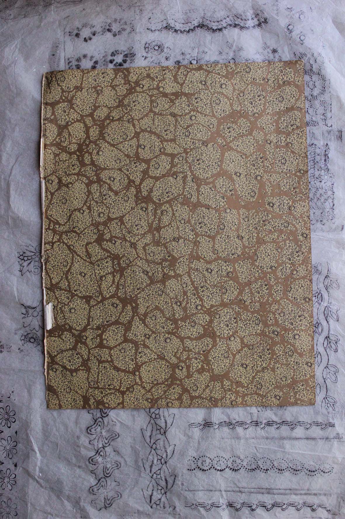 Old Rare Printed Reclaimed Deco Book End Page - Marbled & Floral Print (2)