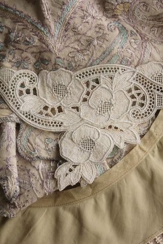 A Sweet Little Floral Modesty Panel
