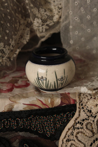 Little Hand Painted Japanese Pot - Geisha and Iris