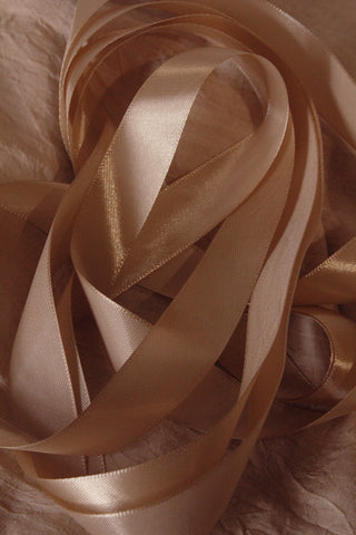 Vintage Gift Ribbon - Gold Cream