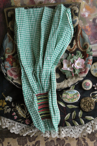 Hand Embroidered Sixties Sampler - Embroidered Gingham Pleats