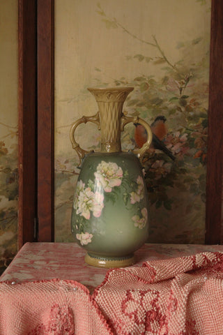 A Beautiful Victorian Floral Urn - Pinks