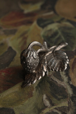 Old Worn Handle - Strawberry