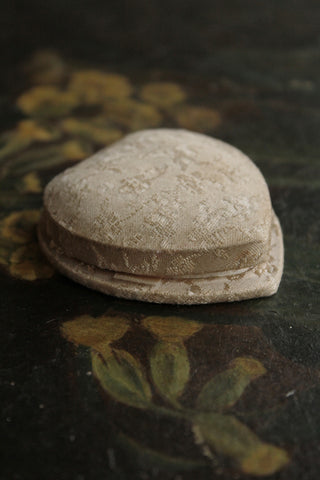 Sweet Old Goldsmiths Heart Box