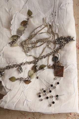 Broken Jewellery - Leaves and Diamante